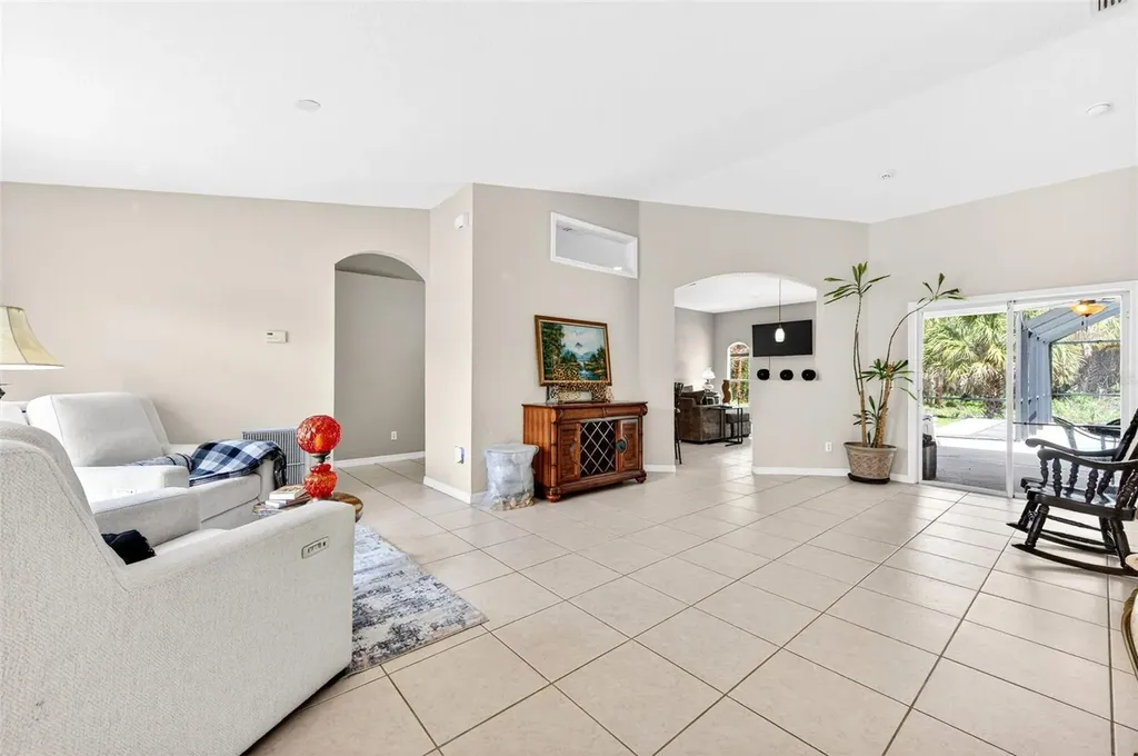 831 Owl Street SW Palm Bay FL 32908