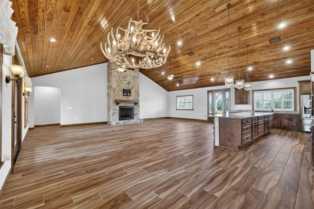 5496 Nantahala Lane Lady Lake FL 32159