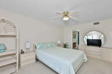 8703 Bardmoor Boulevard Seminole FL 33777