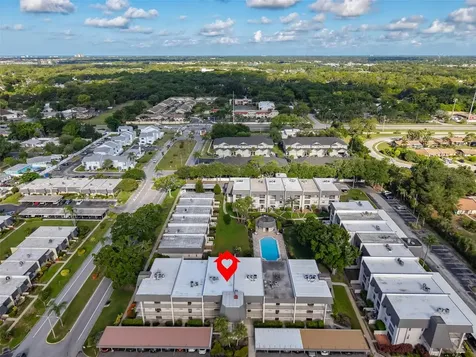 8703 Bardmoor Boulevard Seminole FL 33777