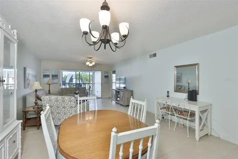 8703 Bardmoor Boulevard Seminole FL 33777