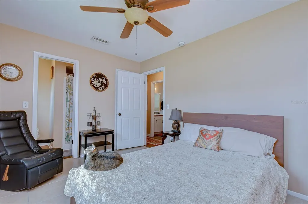 7905 N Fremont Avenue Tampa FL 33604