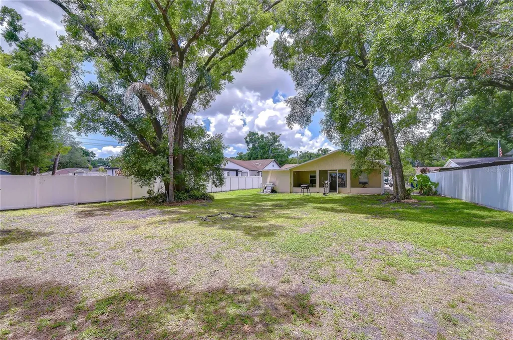 7905 N Fremont Avenue Tampa FL 33604