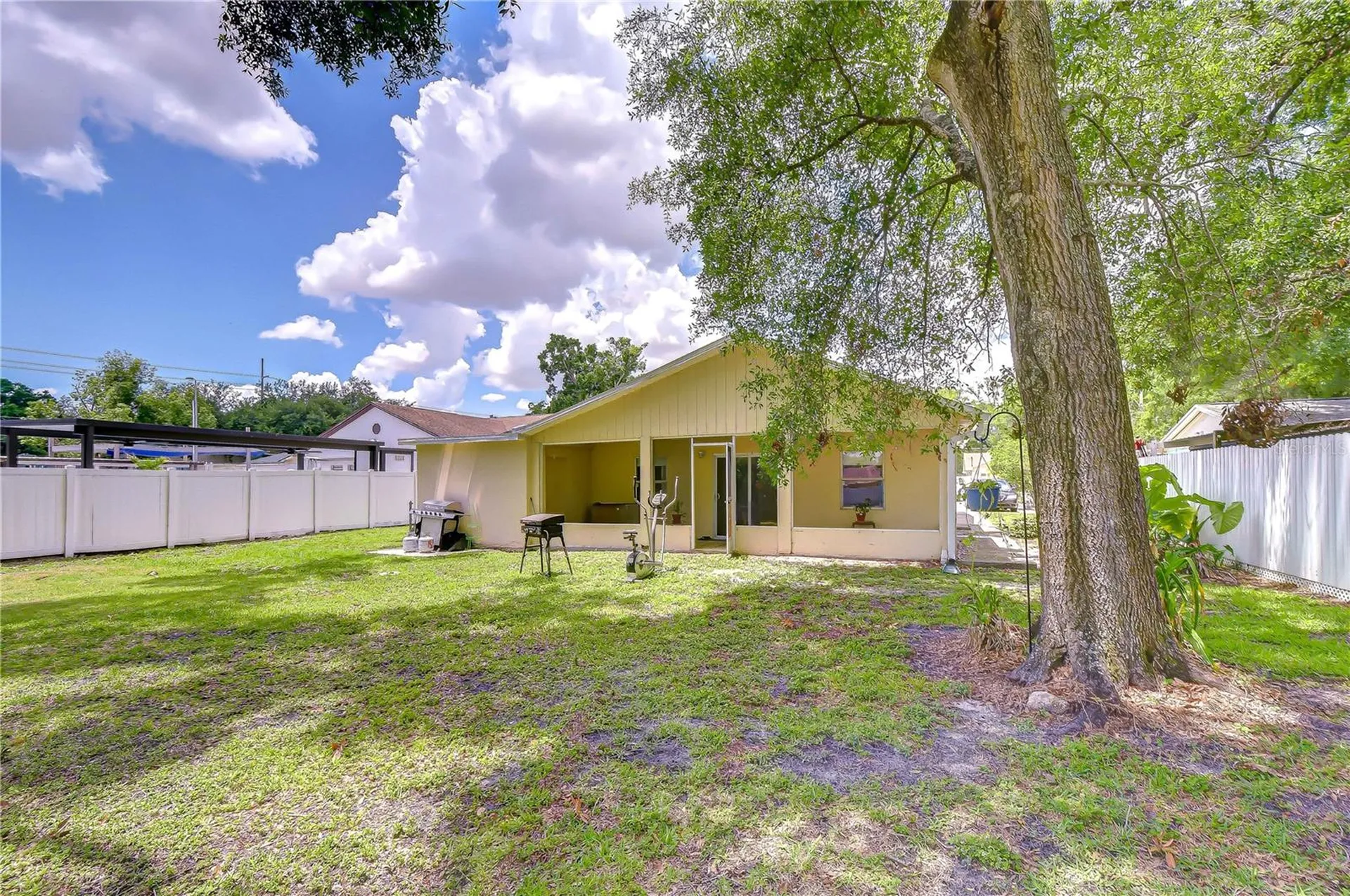 7905 N Fremont Avenue Tampa FL 33604