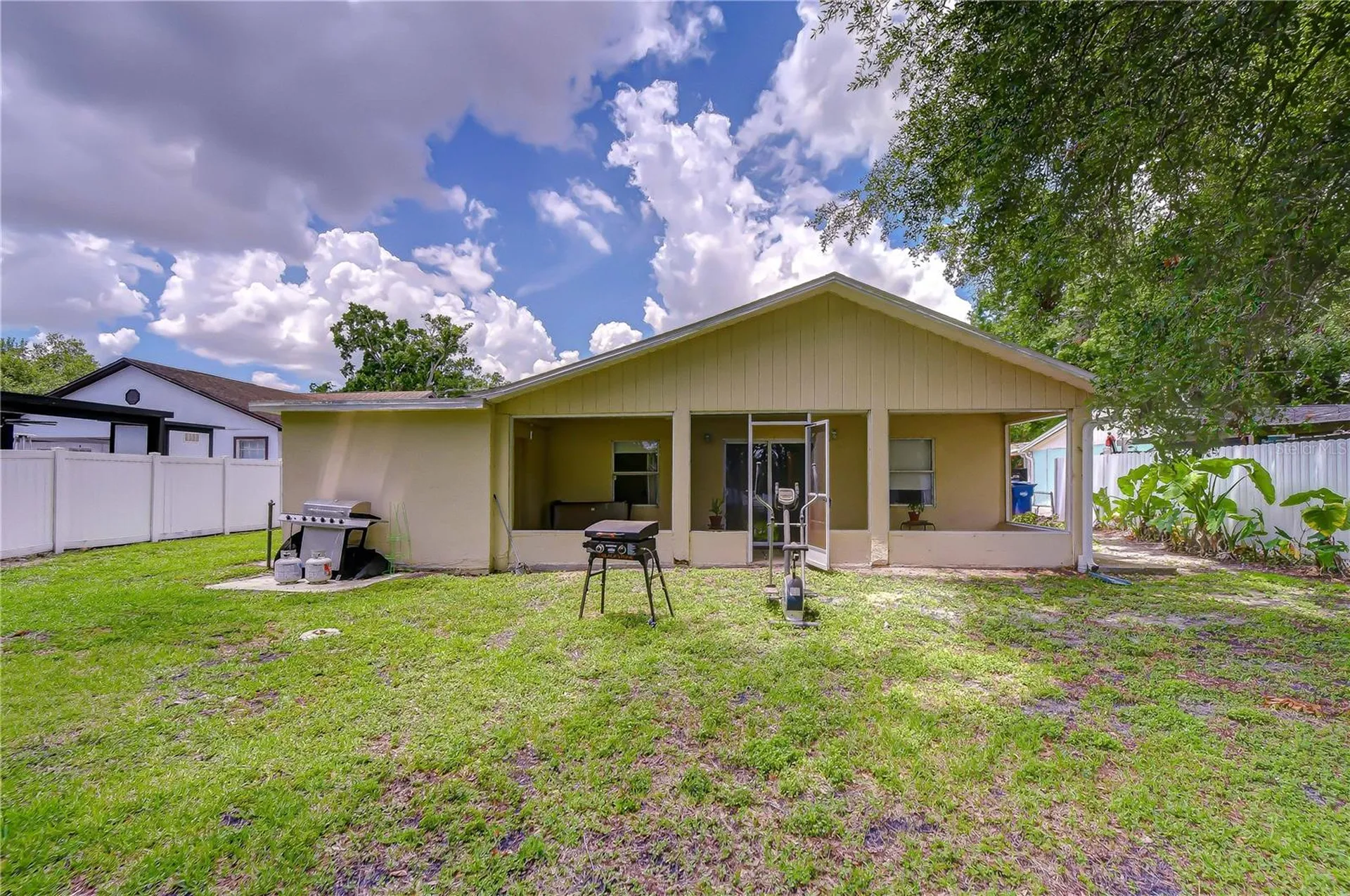 7905 N Fremont Avenue Tampa FL 33604