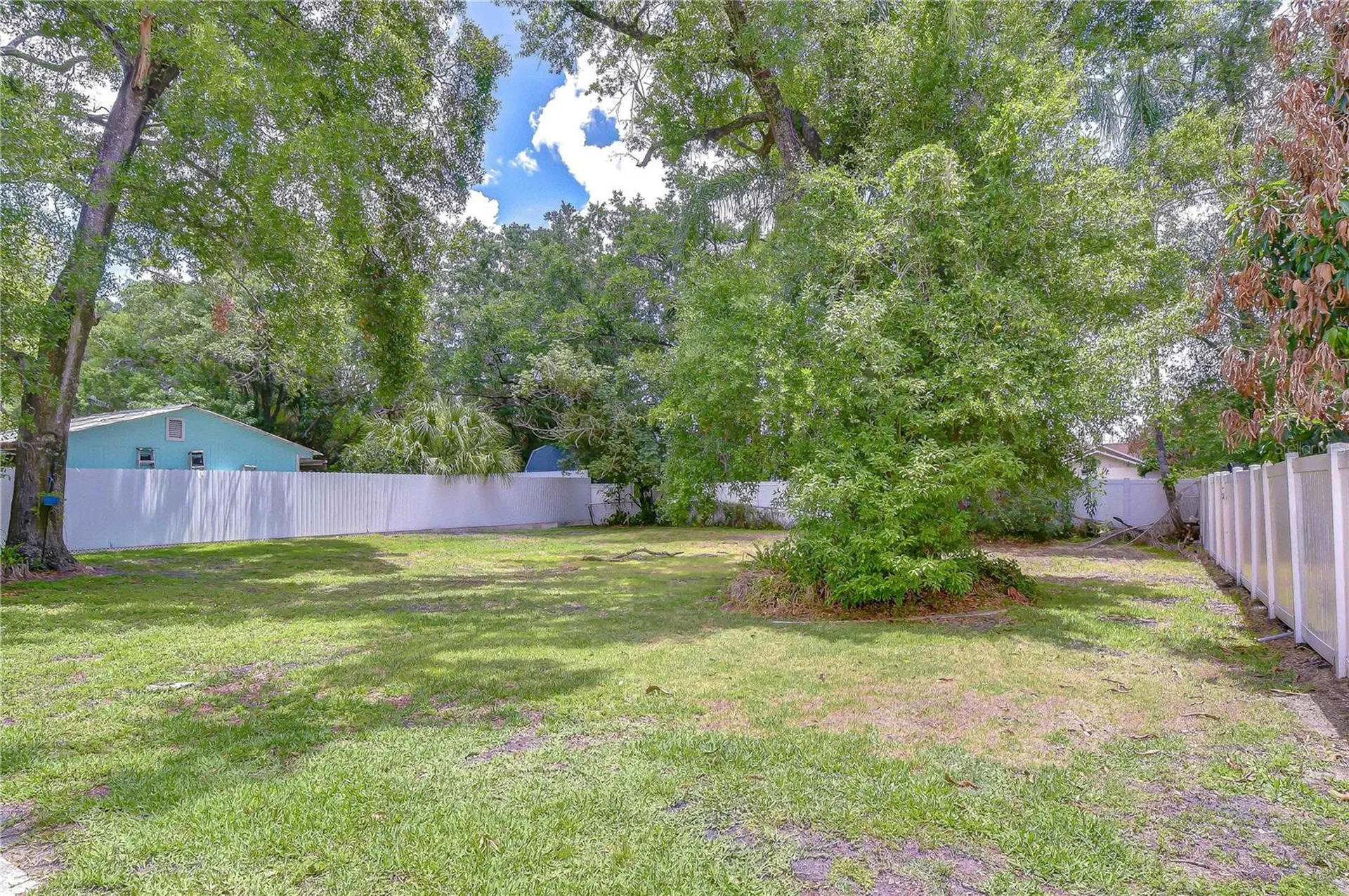 7905 N Fremont Avenue Tampa FL 33604