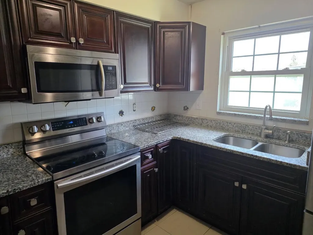4106 Anthony Lane Orlando FL 32822