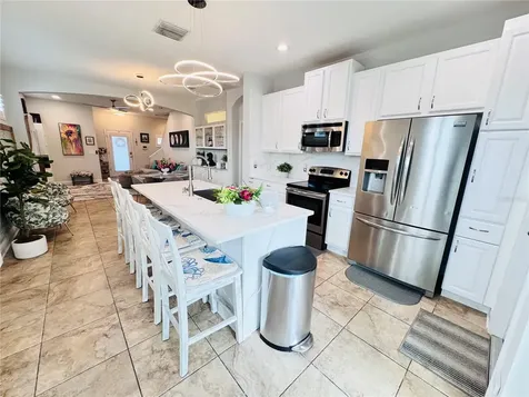 2602 W Nassau Street Tampa FL 33607