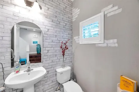2602 W Nassau Street Tampa FL 33607