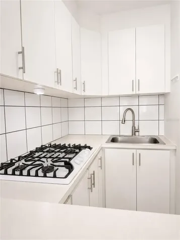530 B/q 196-23 Apt #1 Carolina PR 00985