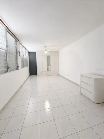 530 B/q 196-23 Apt #1 Carolina PR 00985
