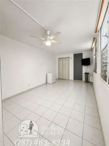530 B/q 196-23 Apt #1 Carolina PR 00985