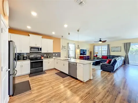 1573 Maidstone Court Davenport FL 33896