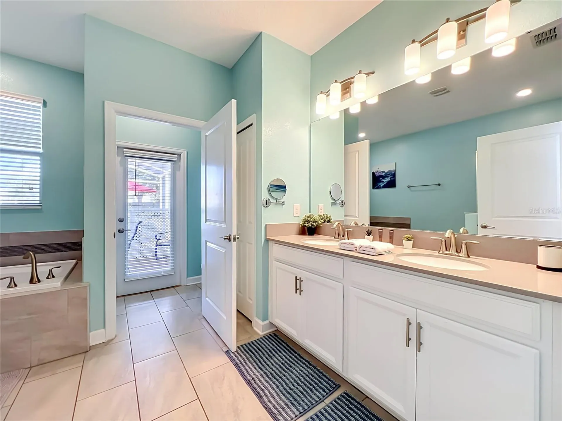 1556 Maidstone Court Davenport FL 33896