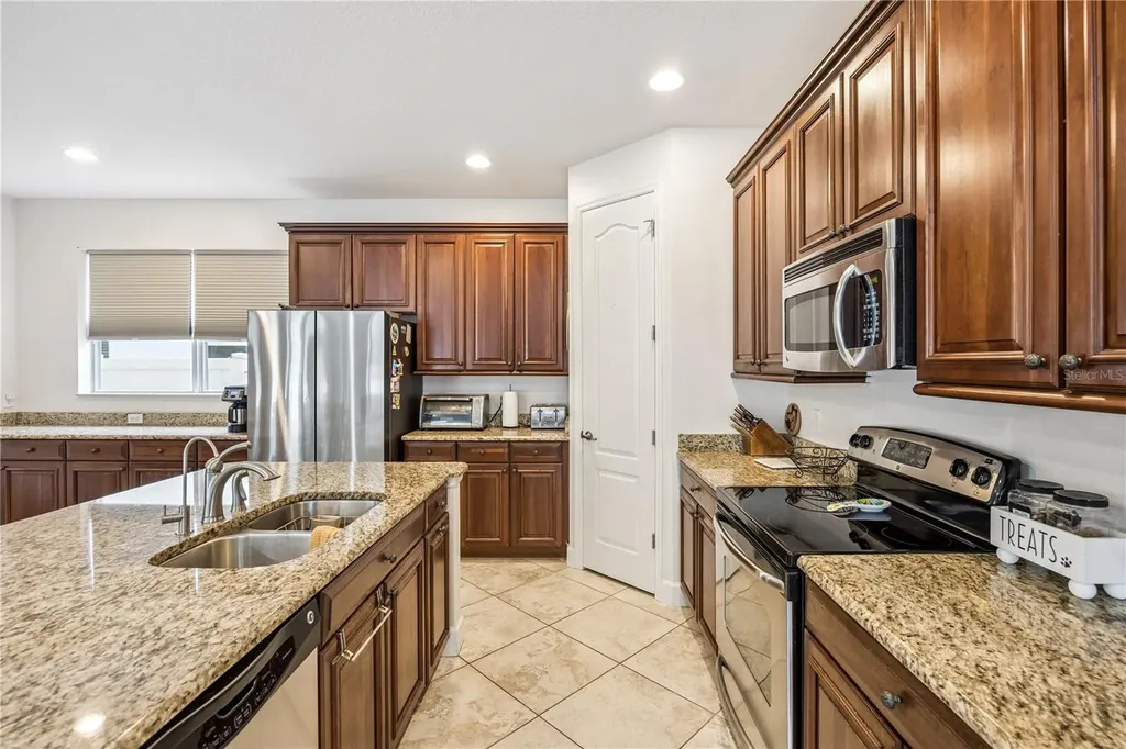 14542 Black Cherry Trail Winter Garden FL 34787