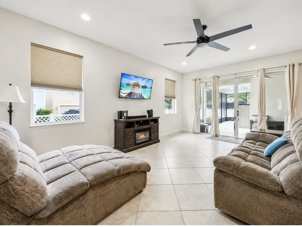 14542 Black Cherry Trail Winter Garden FL 34787