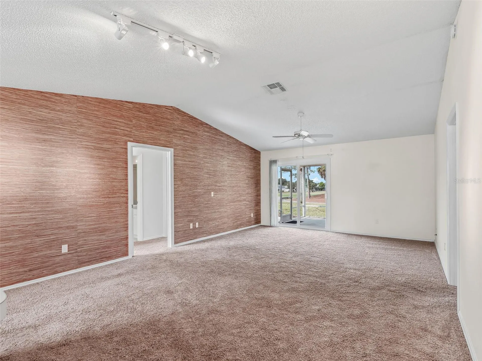 722 Camino Del Rey Drive The Villages FL 32159