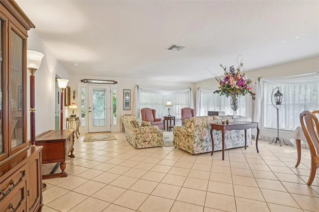 4546 Griffin View Drive Lady Lake FL 32159