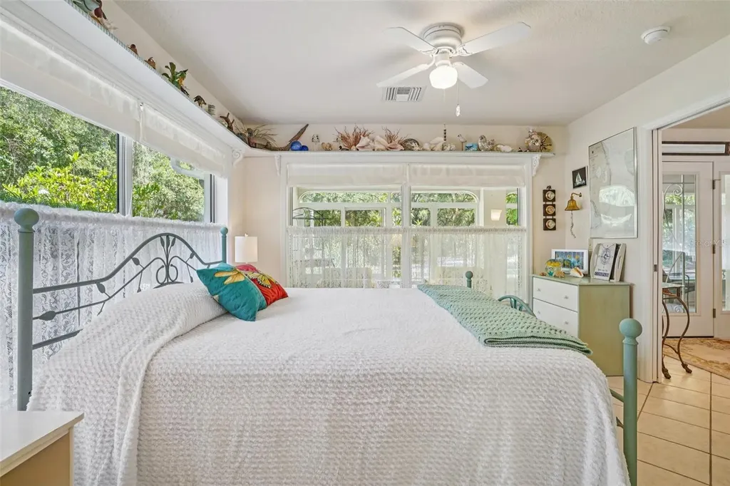 4546 Griffin View Drive Lady Lake FL 32159