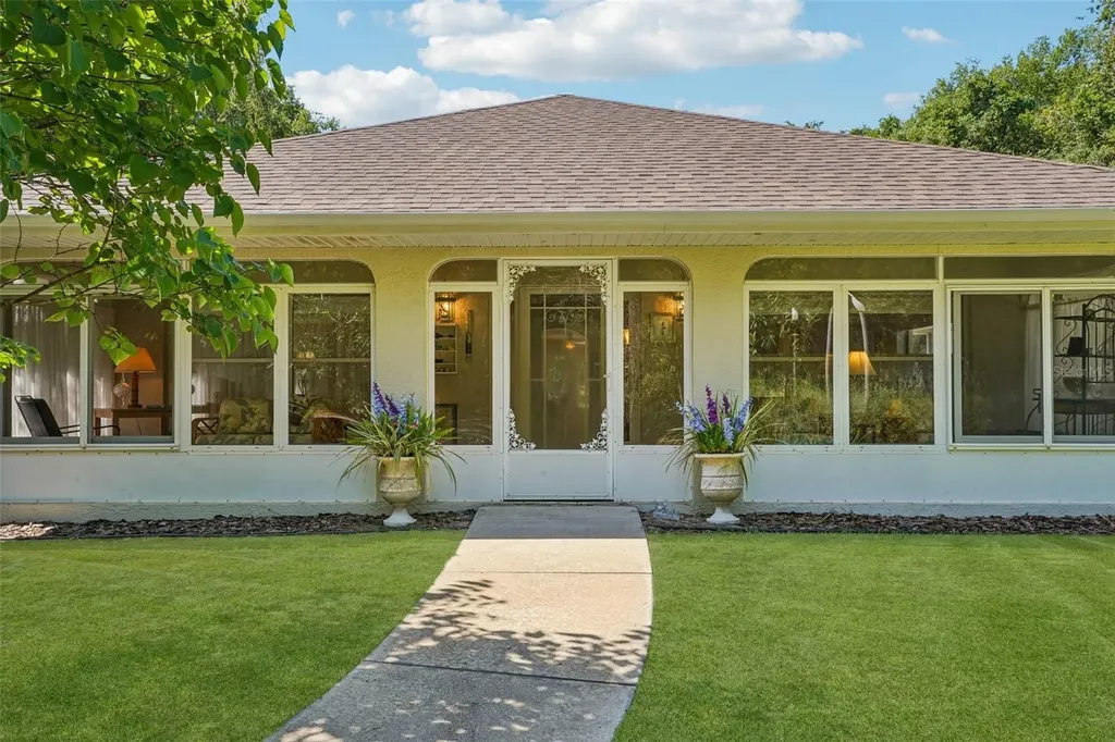 4546 Griffin View Drive Lady Lake FL 32159