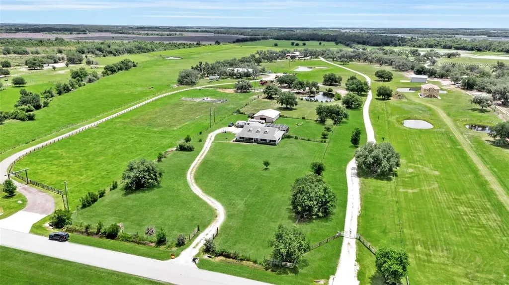 6925 Wauchula Road Myakka City FL 34251
