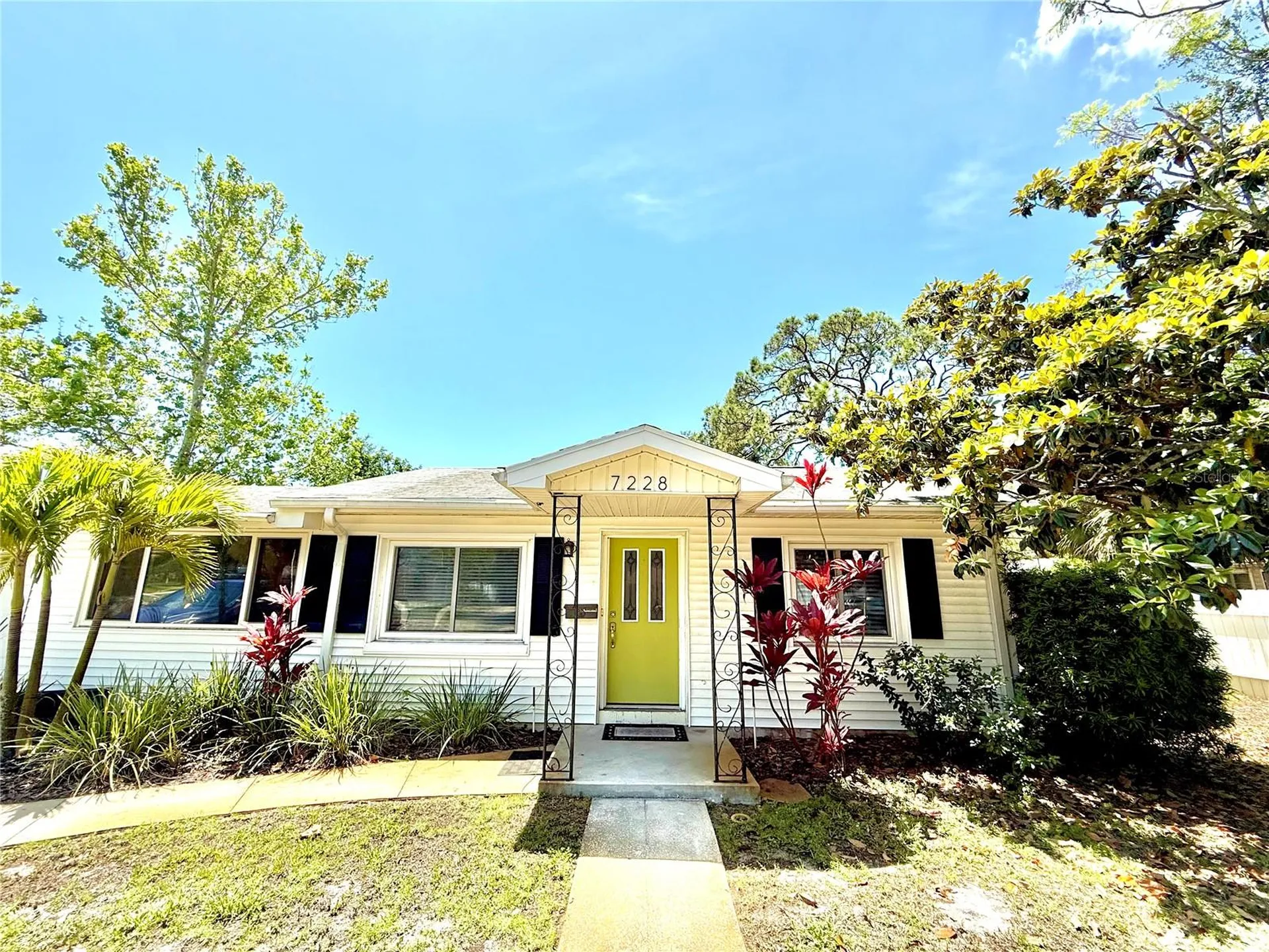7228 6th Avenue N St Petersburg FL 33710