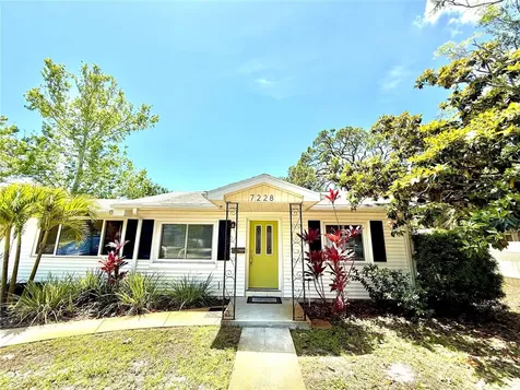 7228 6th Avenue N St Petersburg FL 33710