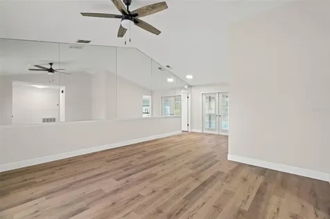 7439 Vienna Lane Port Richey FL 34668