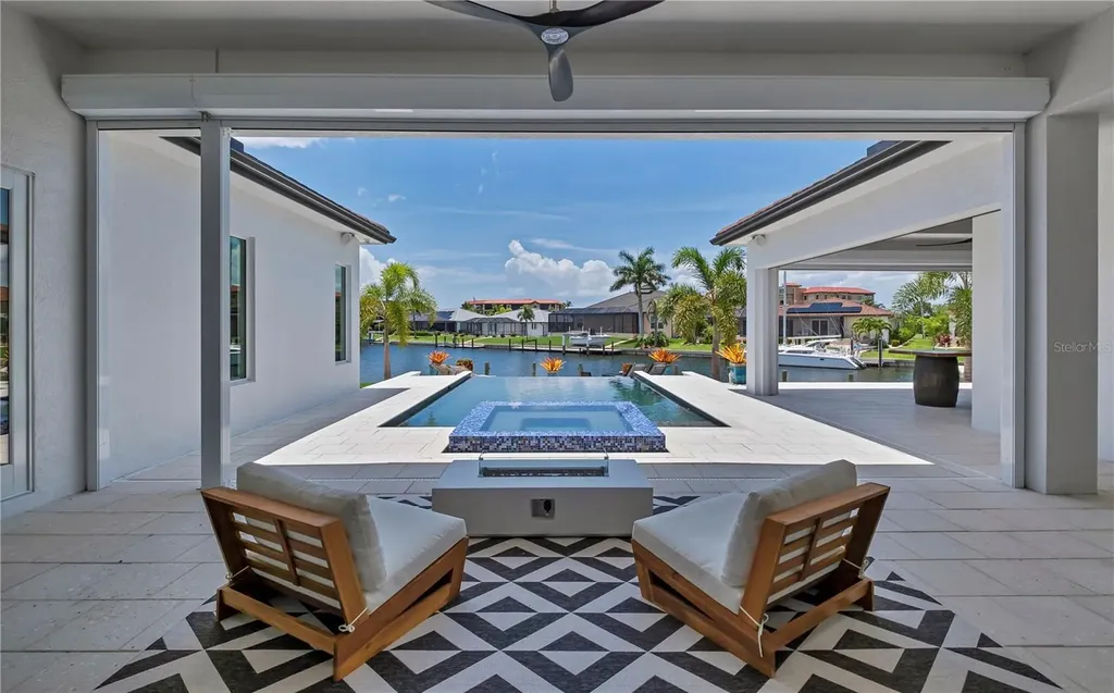 2795 Bay Court Punta Gorda FL 33950