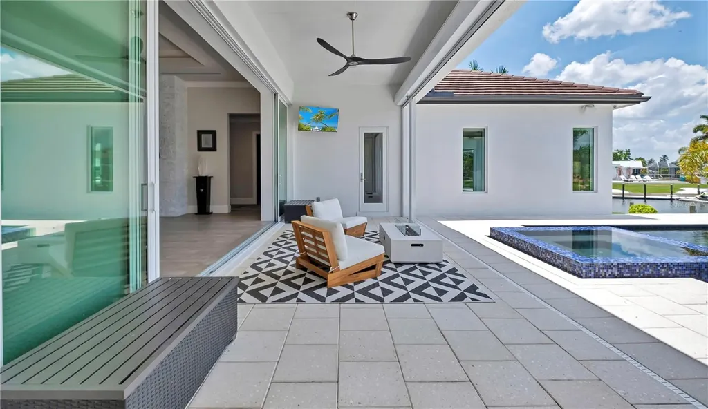 2795 Bay Court Punta Gorda FL 33950