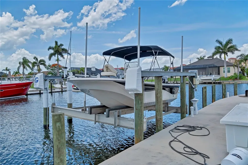 2795 Bay Court Punta Gorda FL 33950