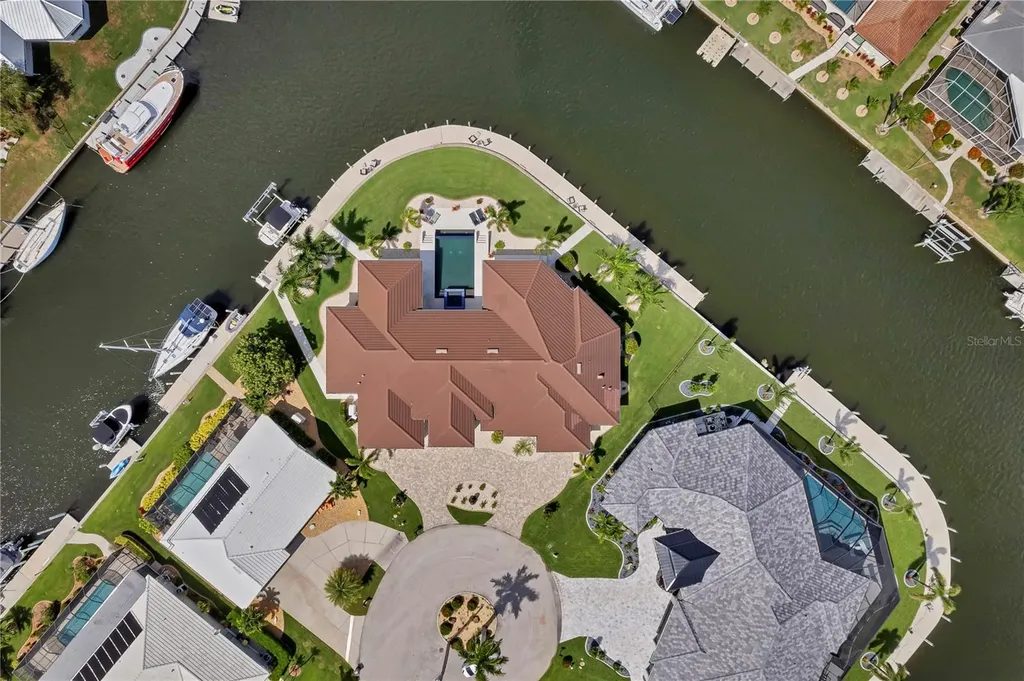 2795 Bay Court Punta Gorda FL 33950