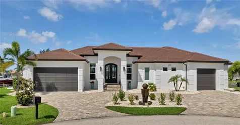2795 Bay Court Punta Gorda FL 33950