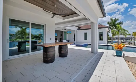 2795 Bay Court Punta Gorda FL 33950