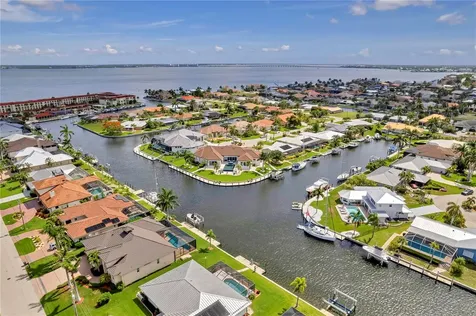 2795 Bay Court Punta Gorda FL 33950