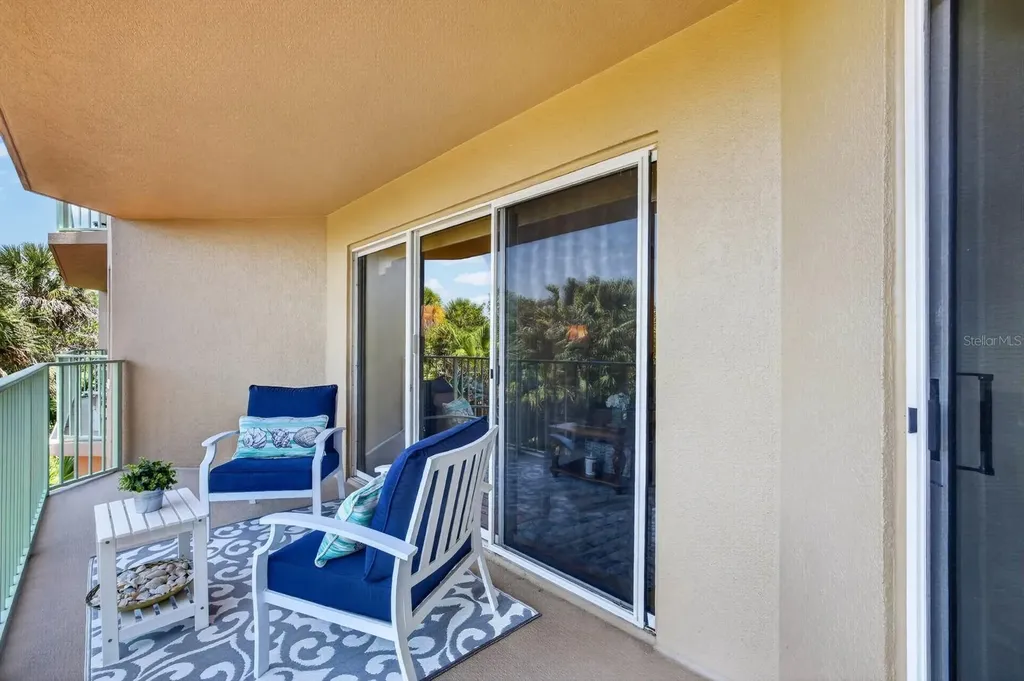 4 Oceans West Boulevard Daytona Beach FL 32118