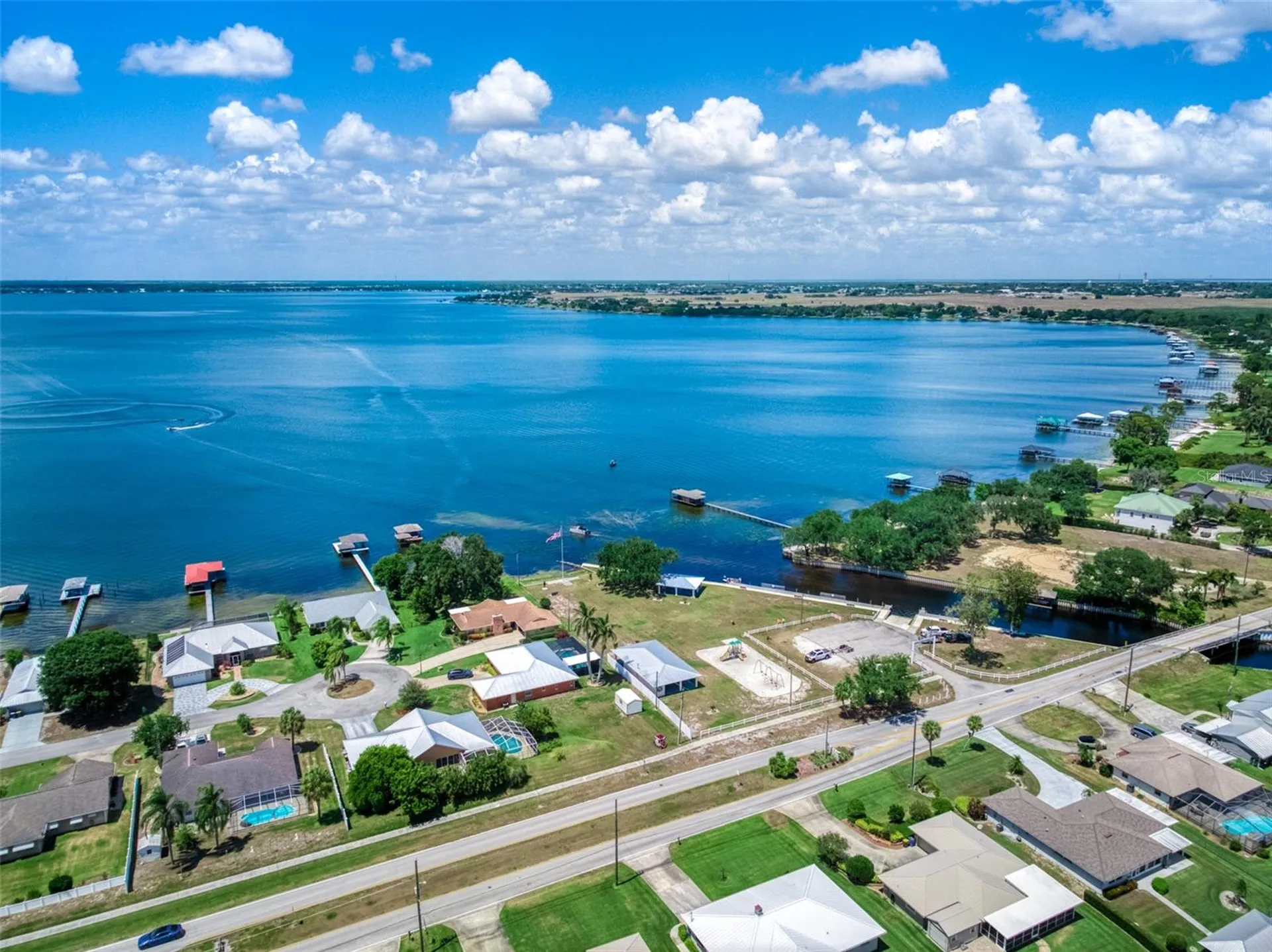 111 Lemon Road NW Lake Placid FL 33852