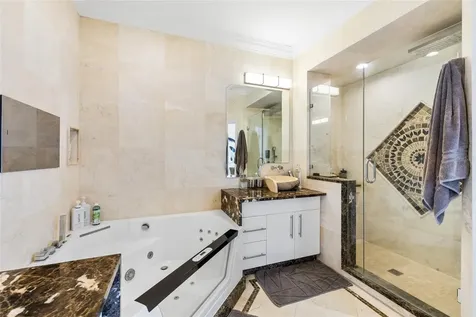1171 Venetian Harbor Drive NE St Petersburg FL 33702