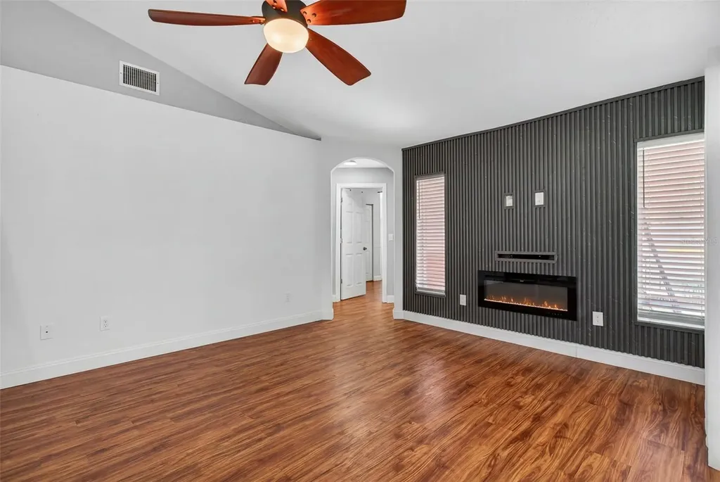 12611 Pineforest Way E Largo FL 33773