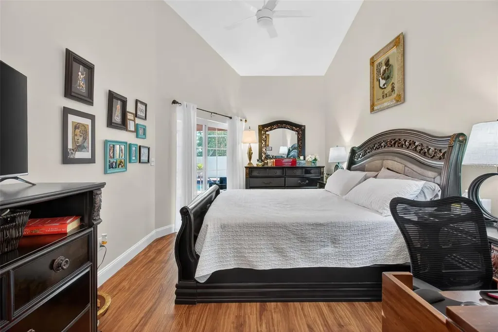 12611 Pineforest Way E Largo FL 33773