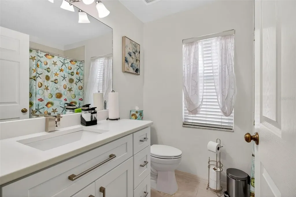 12611 Pineforest Way E Largo FL 33773