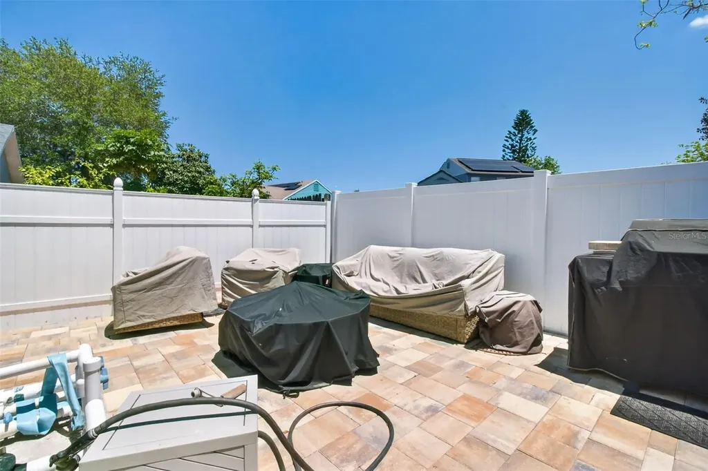 12611 Pineforest Way E Largo FL 33773