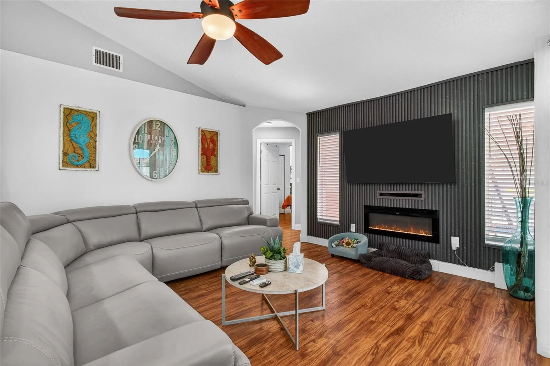 12611 Pineforest Way E Largo FL 33773