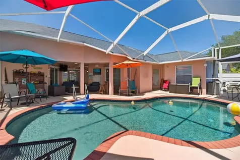 12611 Pineforest Way E Largo FL 33773