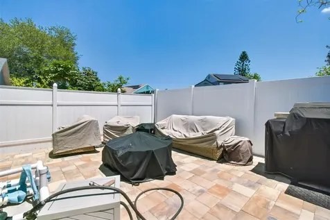 12611 Pineforest Way E Largo FL 33773