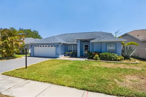 12611 Pineforest Way E Largo FL 33773