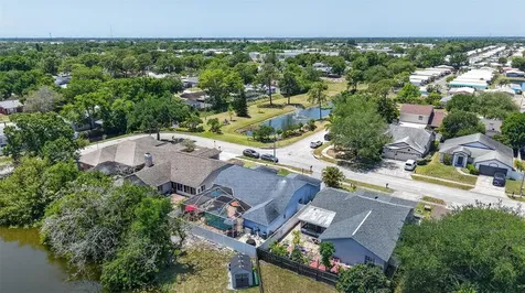 12611 Pineforest Way E Largo FL 33773