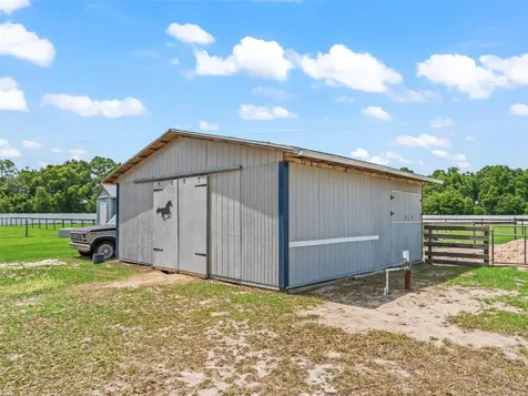967 E Highway 316 Citra FL 32113