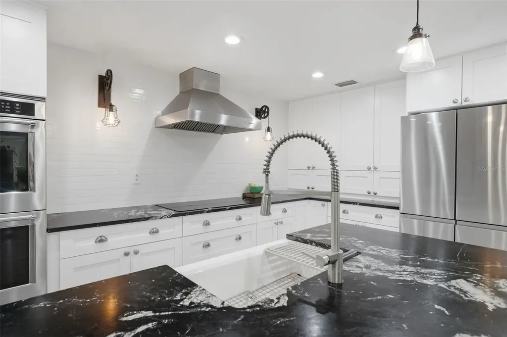 2150 Wrens Way Clearwater FL 33764