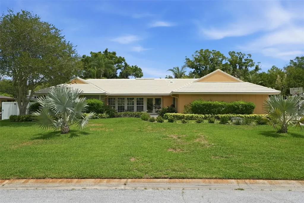2150 Wrens Way Clearwater FL 33764